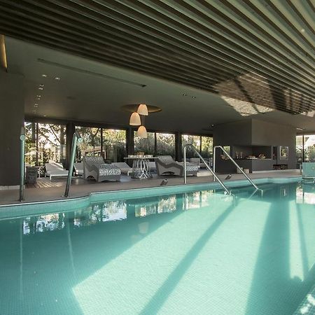 Ville Saint Germain Apart Hotel & Spa Carilo Bagian luar foto